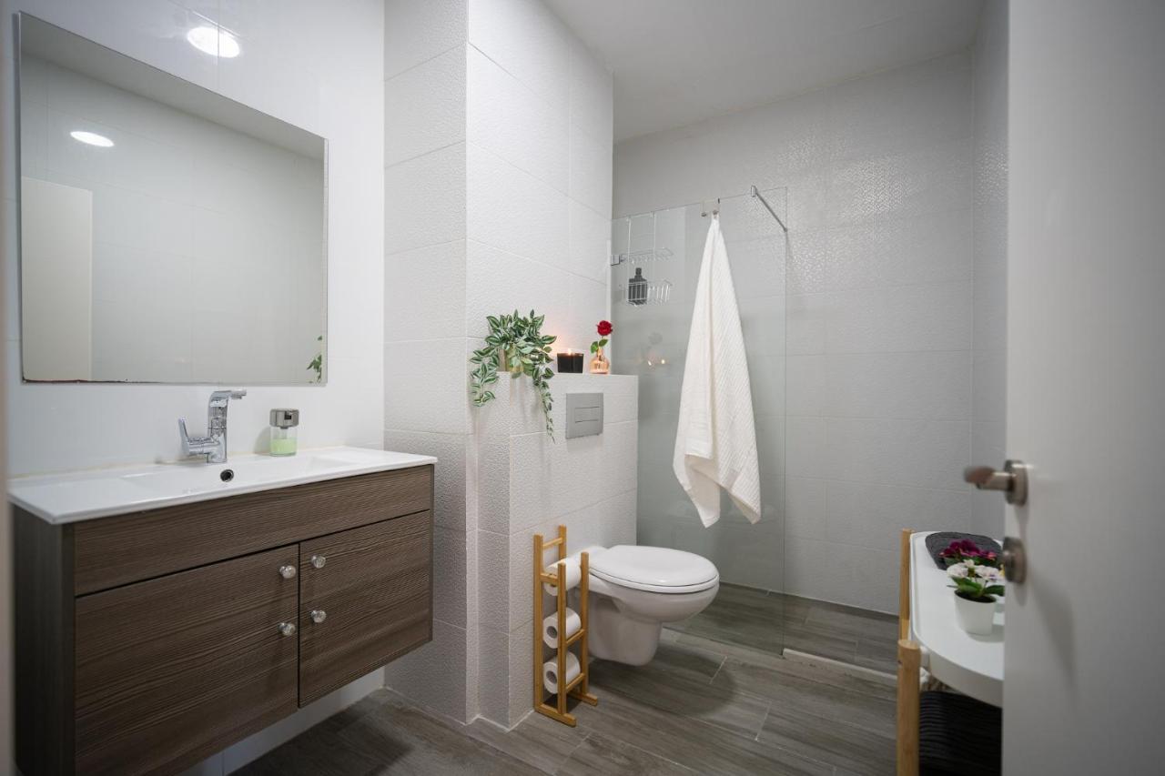 Harav Kuk Modern Apartment By Nimizz Baitulmaqdis Luaran gambar